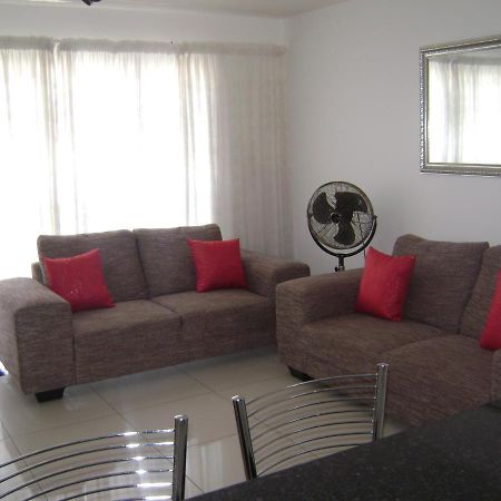 North Beach Durban Apartments 외부 사진