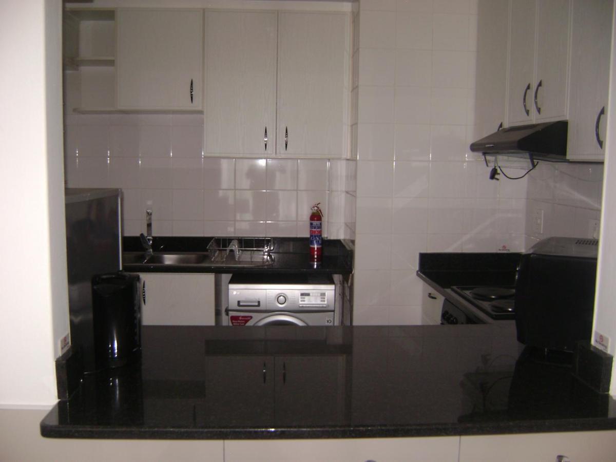 North Beach Durban Apartments 외부 사진