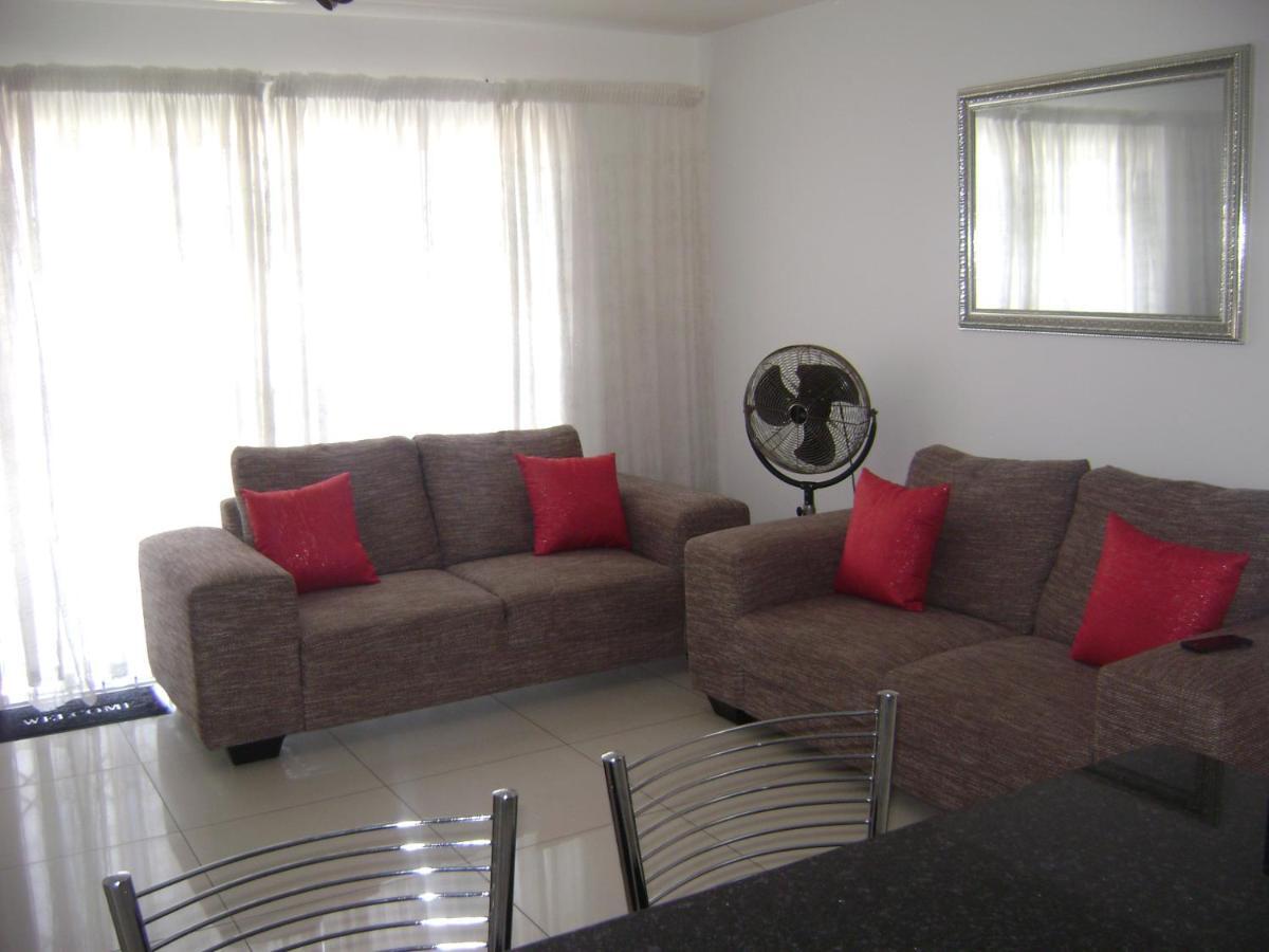 North Beach Durban Apartments 외부 사진