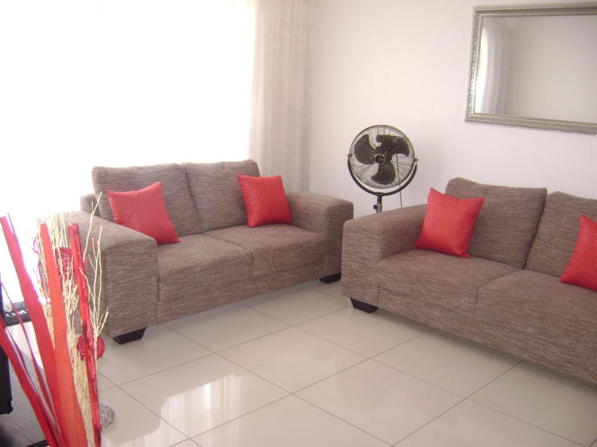 North Beach Durban Apartments 외부 사진