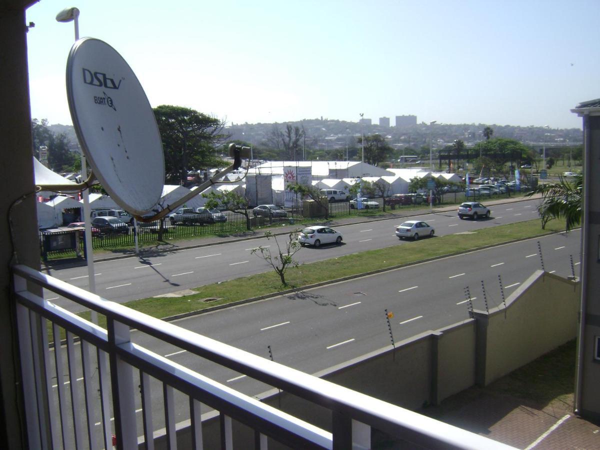 North Beach Durban Apartments 외부 사진